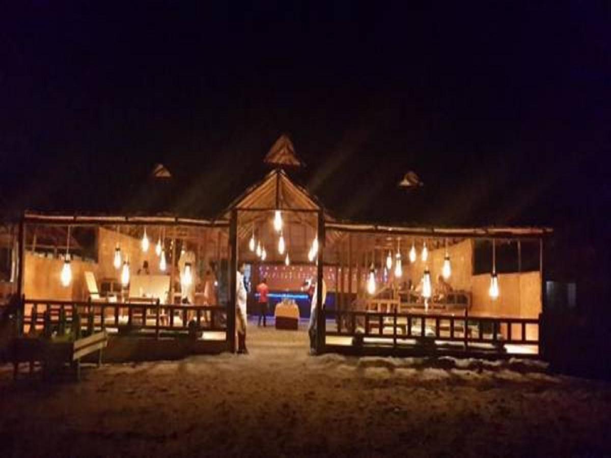 Sea Bird Beach Cafe & Cottages Morjim Luaran gambar